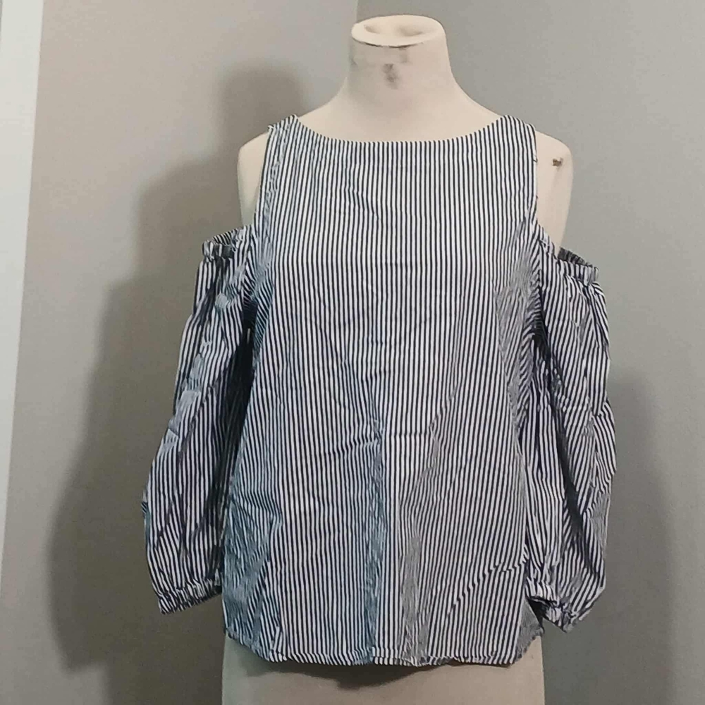 #66 Striped Cold Shoulder Women's Top